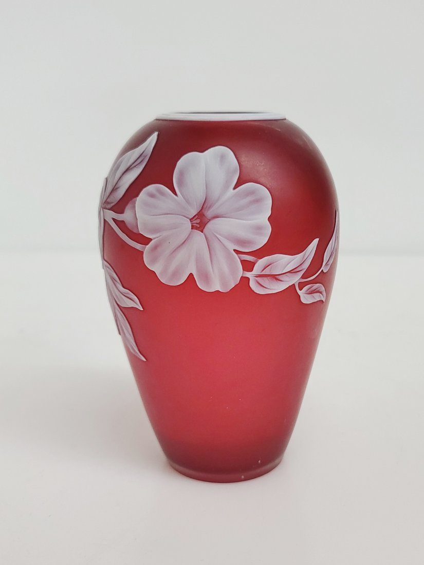 Red Webb Cameo Leaf Vase Art Glass (1 of 5)