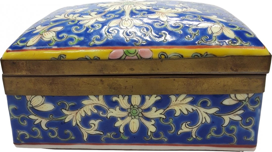 Antique Signed Chinese Qing Early Republic Floral Box (1 of 10)