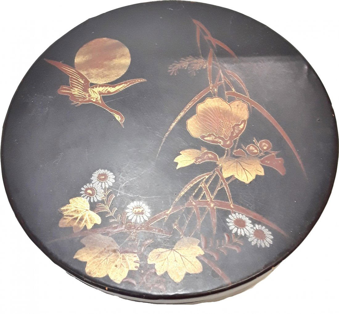 Antique Japanese Meiji Gilt Lacquer Dresser Box (1 of 9)