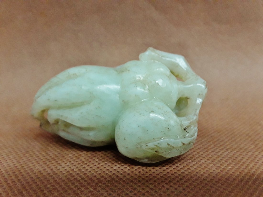 Antique Carved Jade Fruit Bouquet Hand Of Buddha Figure: Described By:Rachel CNX 1226 5130 Title:Antique Carved Jade Fruit Bouquet Hand Of Buddha Persimmon Peach Description: These fruits often come with meanings of luck and happiness and are also a popular
