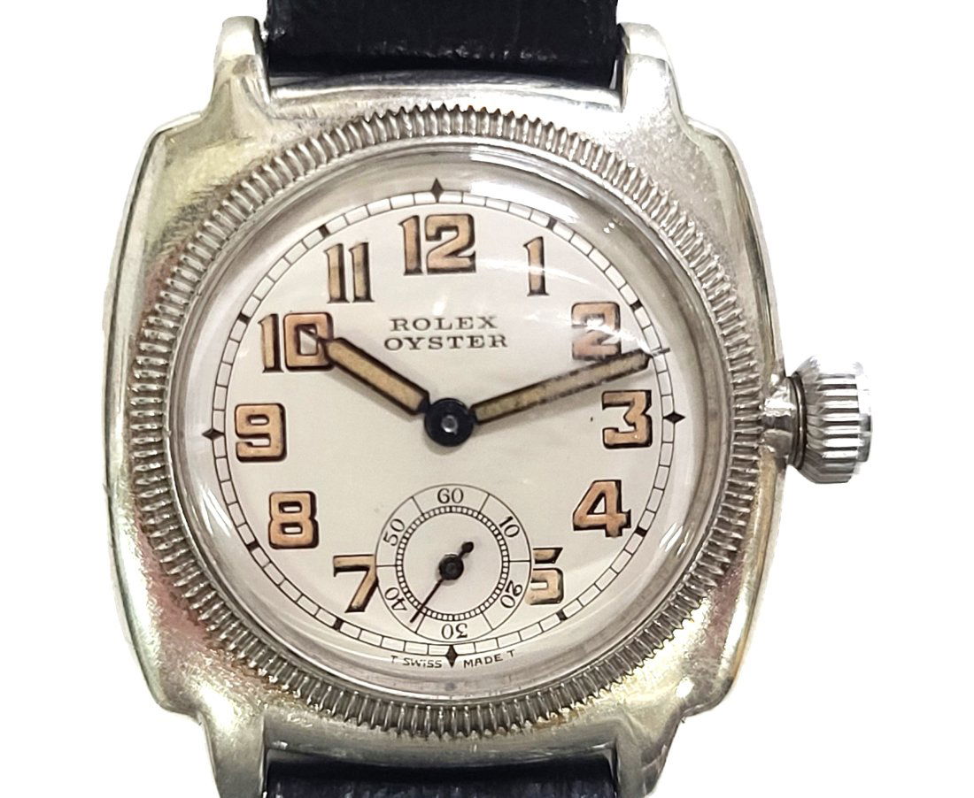 Superior Rolex Oyster 1072 Large Cushion Vintage Watch: Described by:Robin NOMDD 46392 Title:Superior Rolex Oyster 1072 Large Cushion Vintage Watch Description:Superior Rolex Oyster 1072 Large Cushion Vintage Watch. Running Rolex Oyster from the Art Deco e