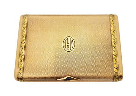Art Deco Dreicer Co. Signed Numbered 14k Yellow Gold Sapphire Box Case: Title: Art Deco Dreicer Co. Signed Numbered 14k Yellow Gold Sapphire Box Case Description: Art Deco Dreicer Co. Signed Numbered 14k Yellow Gold Sapphire Box Case Here are the specifications: <