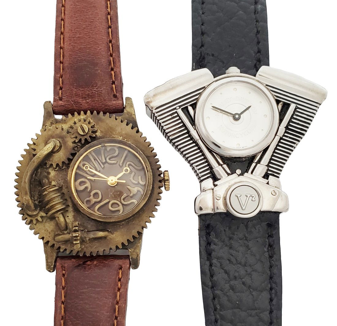Two Working Wrist Watches Steampunk Harley Davidson: Described By:Michelle CNX 1322 753 759 Title:Two Working Wrist Watches Steampunk Harley Davidson Description: Two Working Wrist Watches Steampunk Harley Davidson. From the amazing collection of an avi