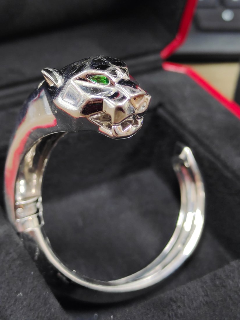 Cartier Panther Natural Emerald Eye Black Enamel 18k White Gold Bracelet w/ Box (1 of 6)