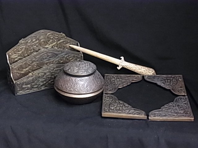 4 Pc Antique Bronze Arts & Crafts Movement Desk Set : 4 Pc Antique Bronze Arts & Crafts Movement Desk Set Viking Celtic Design Marshall Field Chicago This set includes four pieces: A two tier letter rack, Large ink well w/ Sanbusch glass insert, 4 blotte