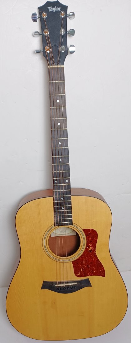 Taylor Acoustic Guitar Model 110 Dreadnought 6 String with Gig Bag (1 of 9)