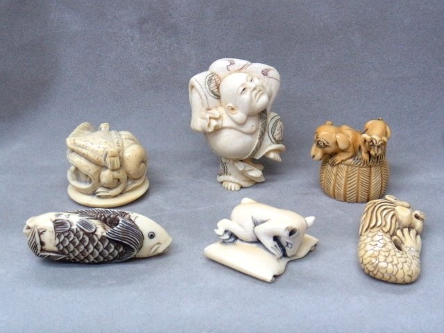 6pc Collection of Antique Hand Carved Ivory Asian: 6pc Collection of Antique Hand Carved Ivory Asian Japanese Netsuke Buddha Koi Lion Fu Dog Description: This is a 6 piece collection of hand carved ivory Japanese netsuke. These pieces vary in theme an