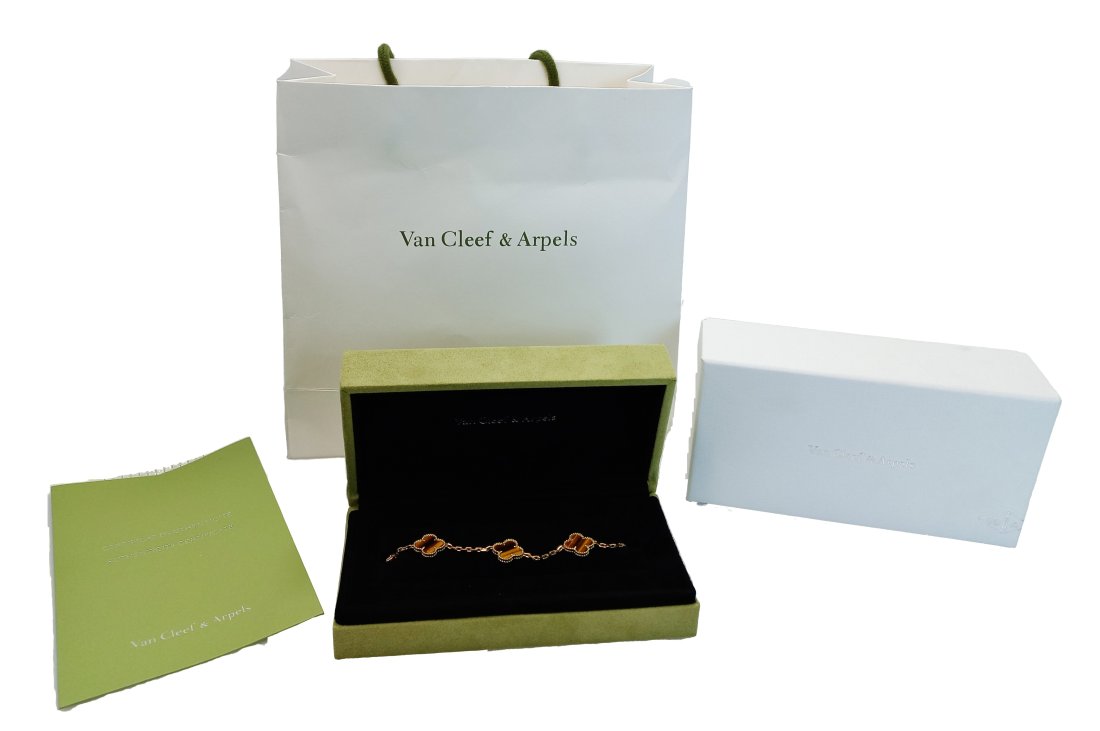 Signed Van Cleef & Arpels Tigers Eye 18K Gold Ladies Bracelet w/ Box, Papers, & Bag (1 of 16)