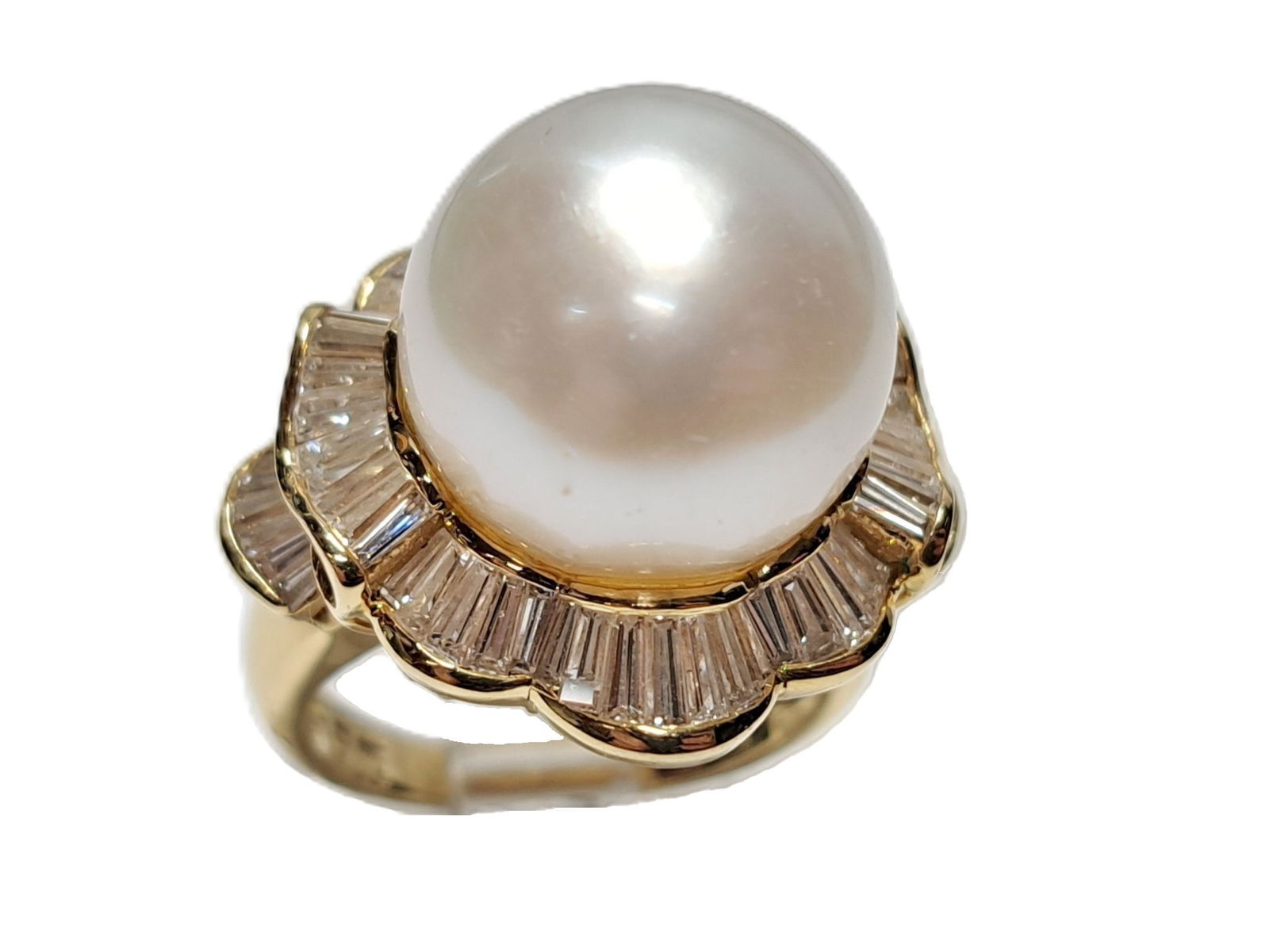 Signed 18K Gold 13.5mm Cultured South Sea Pearl 2.50ctw Fine Diamond Ring (1 of 10)
