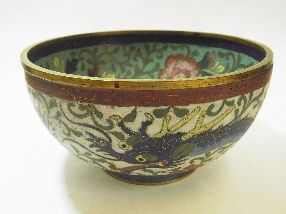 Signed Cloisonné Dragon Bowl 7 1/4” diameter: Signed Cloisonné Dragon Bowl 7 1/4” diameter Description: Provenance: Florida Gulf Coast Collection of Chinese, Japanese and Southeast Asian Pottery Porcelain Ivory Bronze Sculpture Furniture Tex