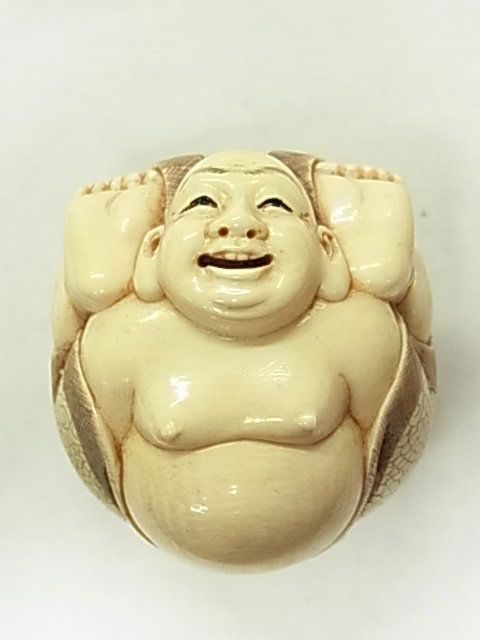 Old Signed Ivory Netsuke Acrobat Heavy Ball Form O: Description: Old Signed Ivory Netsuke Acrobat Heavy Ball Form Old Patina Fine Detail. Provenance Betty Stoneberg Estate greater Pittsburg acquired sometime shortly after WWII. Approx. Dimensions or