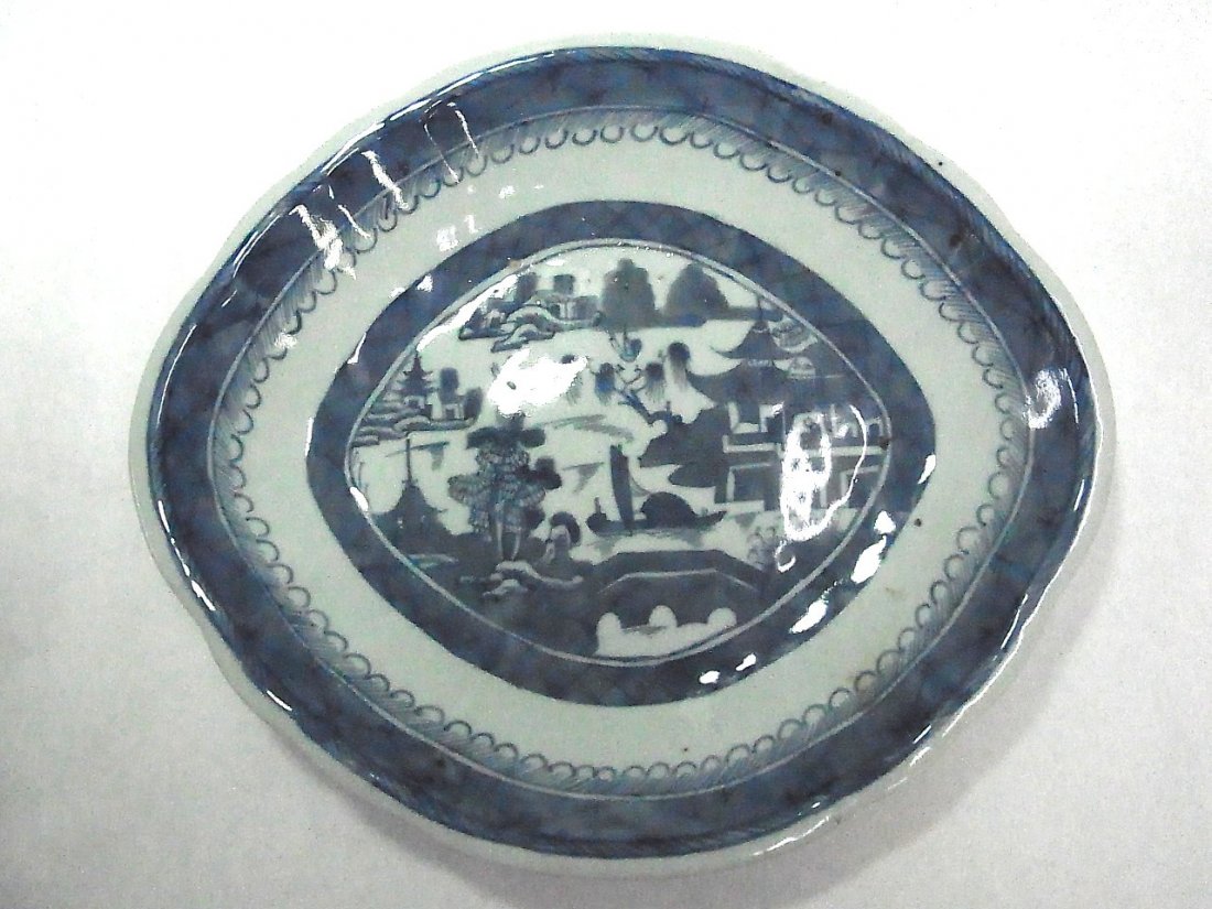 Antique Canton Chinese Export Ceramic Pottery Porce: Antique Canton Chinese Export Ceramic Pottery Porcelain Hand Painted Blue & White Diamond Oval serving Platter Tray Dish Description: Antique Canton Chinese Export Ceramic Pottery Porcelain Hand Paint