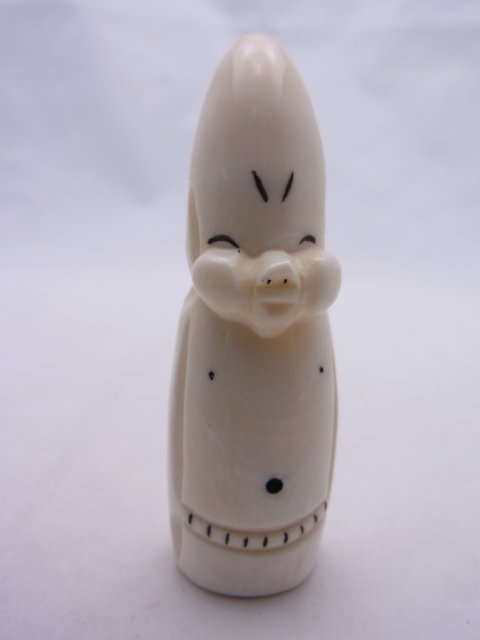 Rare Antique Carved Ivory Billiken 2 ¾” High: Rare Antique Carved Ivory Billiken 2 ¾” High Description: Appears to be Eskimo Whale’s tooth Native American carving, perhaps elsewhere in the Arctic, Chinese or Japanese. Approx. Dimensions o