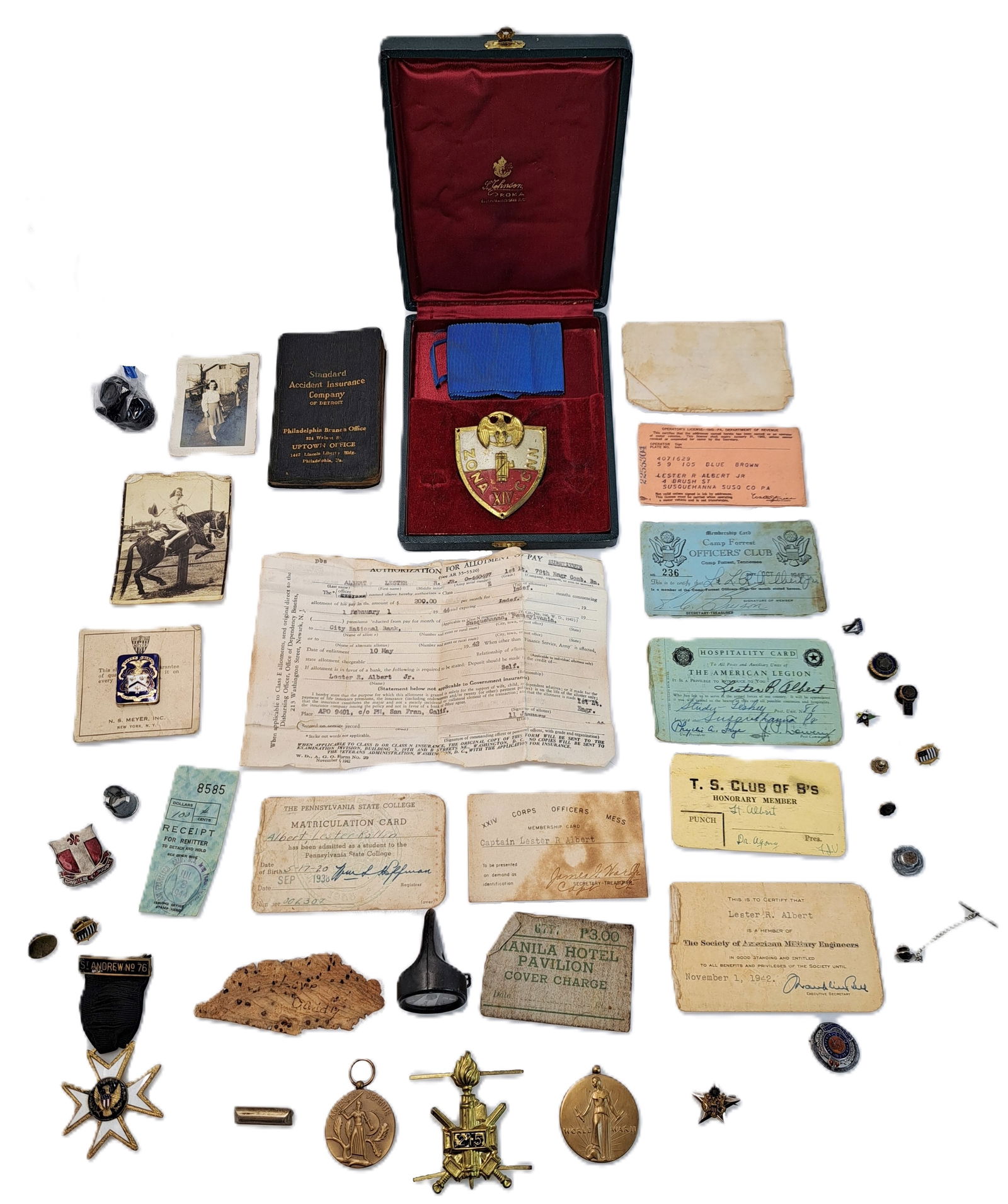 US Army WWII Lt. Lester Albert Medals Pins Ephemera Personal Military War Artefacts North Africa: Described By:Dillon HFA VX NOE Title:US Army WWII Lt. Lester Albert Medals Pins Ephemera Personal Military War Artefacts North Africa Pennsylvania Description: Personal artefacts of WWII Lieutenant Le