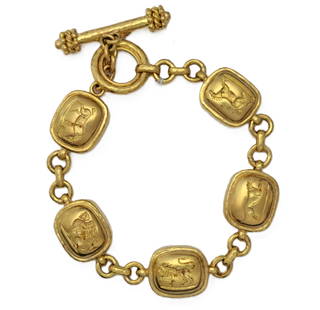 Elizabeth Locke 18k Intaglio Sphynx Lion Grazing Horse Ladies Bracelet New w Tags: Described & Photographed By: AF HFA 61993 NGDDD Title: Elizabeth Locke 18k Intaglio Sphynx Lion Grazing Horse Ladies Bracelet New w Tags Description:Elizabeth Locke 18k Intaglio Sphynx Lion Grazing H