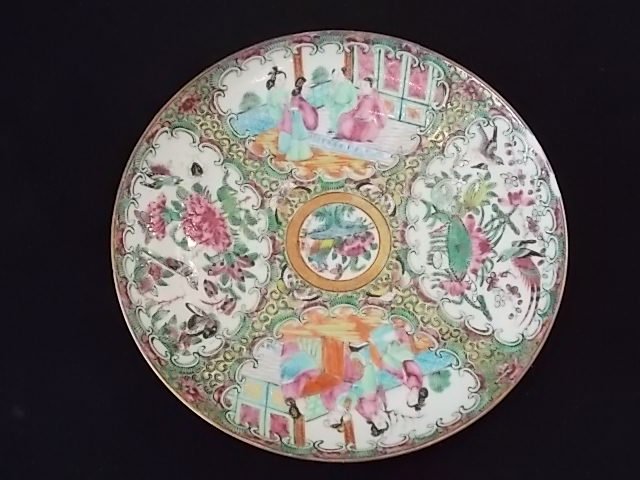 Old Famille Rose Medallion Hand Painted Gilt Plate : Old Famille Rose Medallion Hand Painted Gilt Plate Rim Repair Description: Provenance Florida Gulf Coast Collection of Chinese, Japanese and Southeast Asian Pottery Porcelain Ivory Bronze Sculpture Fu
