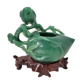 Estate Find Chinese Green Quartz Bowl with Bird 5.25in Statue Sculpture