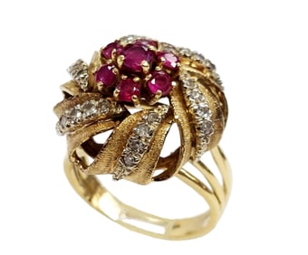 Italian Hallmark 18k Gold Ruby Diamond Vintage Ring from Florida Estate