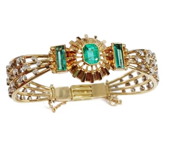 Striking GIA Colombian Emerald Gem Quality Midcentury 18k Gold Fine Diamond Ladies Bracelet
