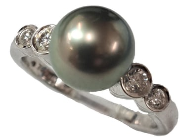 Vintage Mikimoto 18K White Gold Fine Diamond 7 mm Black Pearl Ladies Ring