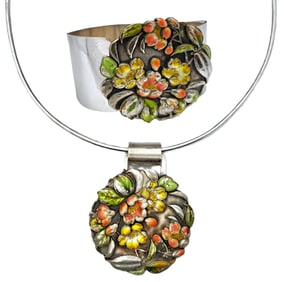 Art Nouveau Japanese Sanju Saku Enamel Sterling Silver Repousse Bracelet Necklace Set