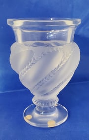 Lalique France Ermenonville Frosted Crystal Art Glass Footed Vase