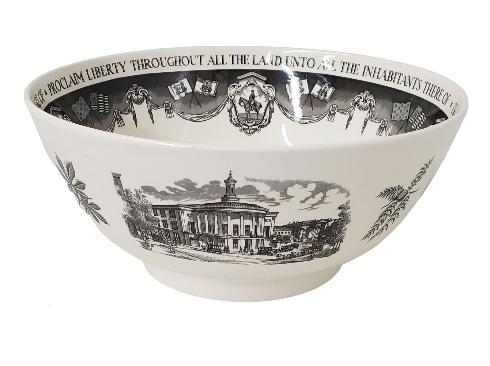 Large Wedgwood Porcelain Philadelphia Bowl Bailey Banks Biddle Brochure: Described By: Michelle CNX VX 0250 0587 Title: Large Wedgwood Porcelain Philadelphia Bowl Bailey Banks Biddle Brochure Description: Large Wedgwood Porcelain Philadelphia Bowl Bailey Banks Bid