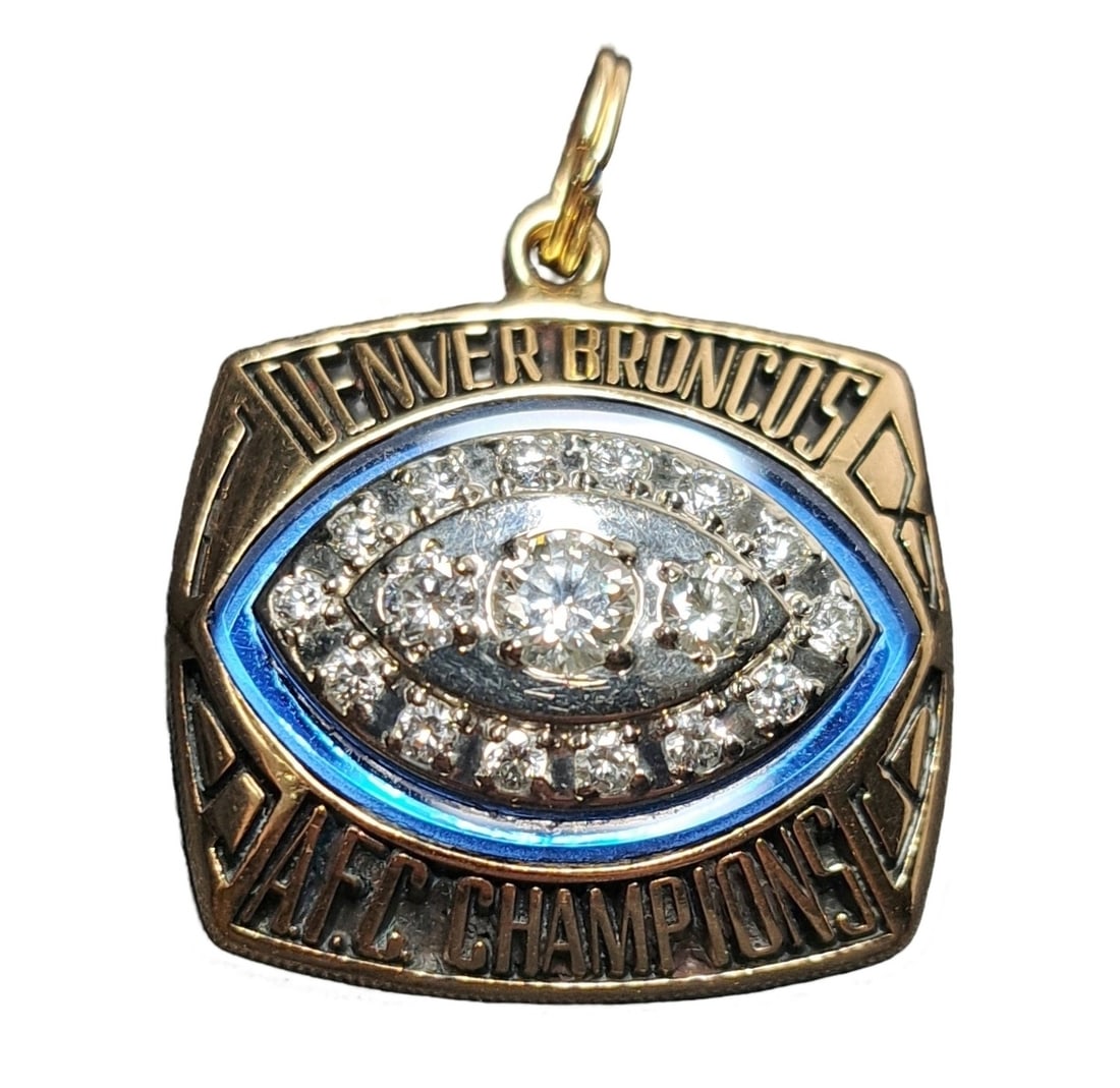Denver Broncos Owners Championship 14K Gold Fine Diamond Ring Top Pendant From Mary Beth Jagger (1 of 6)
