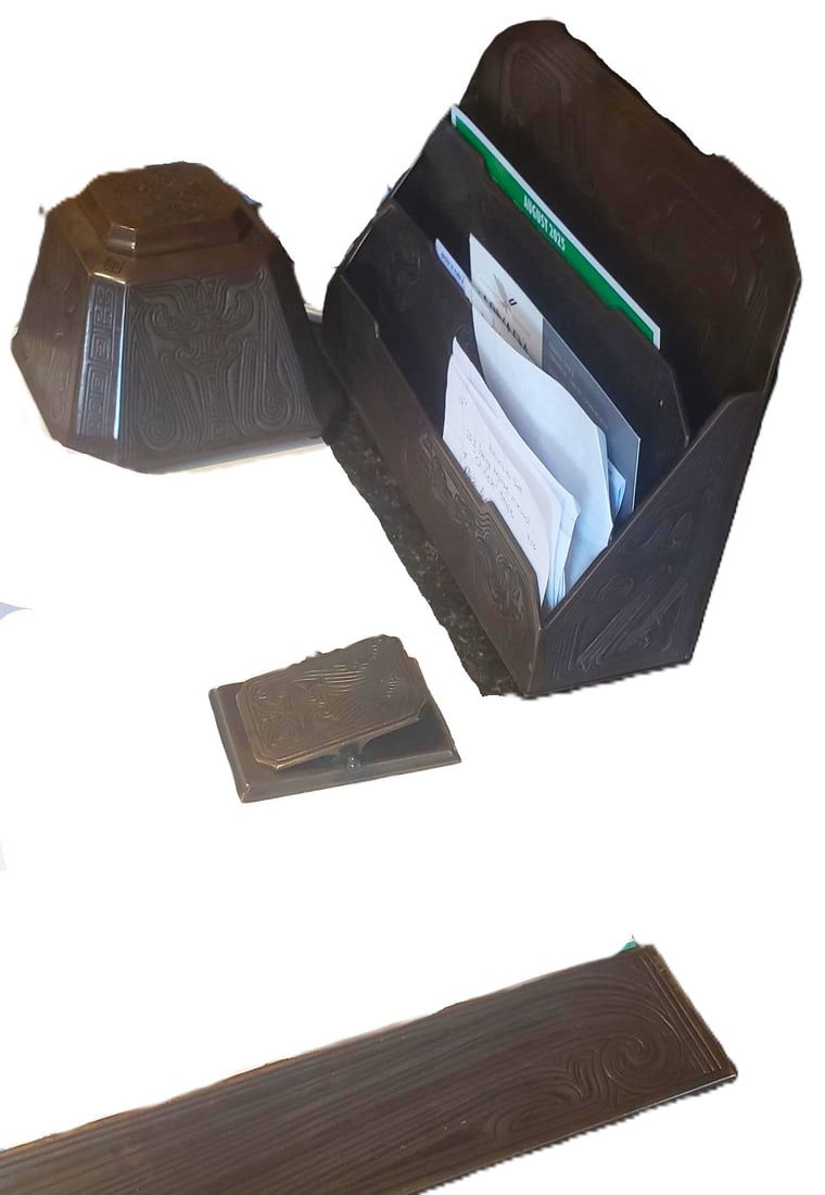 Vintage Tiffany Studios NY Stamped 1762 1753 1756 Chinese Bronze Desk Set (1 of 9)