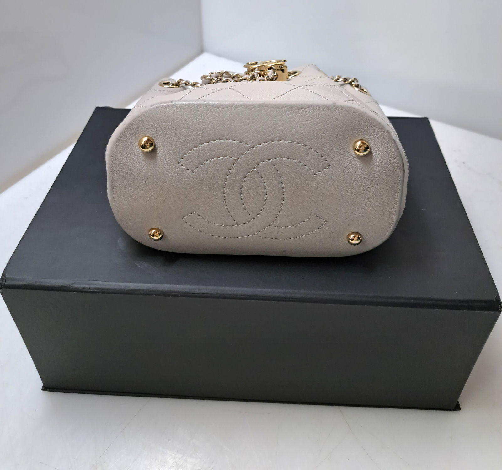 Chanel Gray Quilted Calfskin Mini Drawstring Bucket Bag Gold Hardware Signed Numbered 2019 - 3