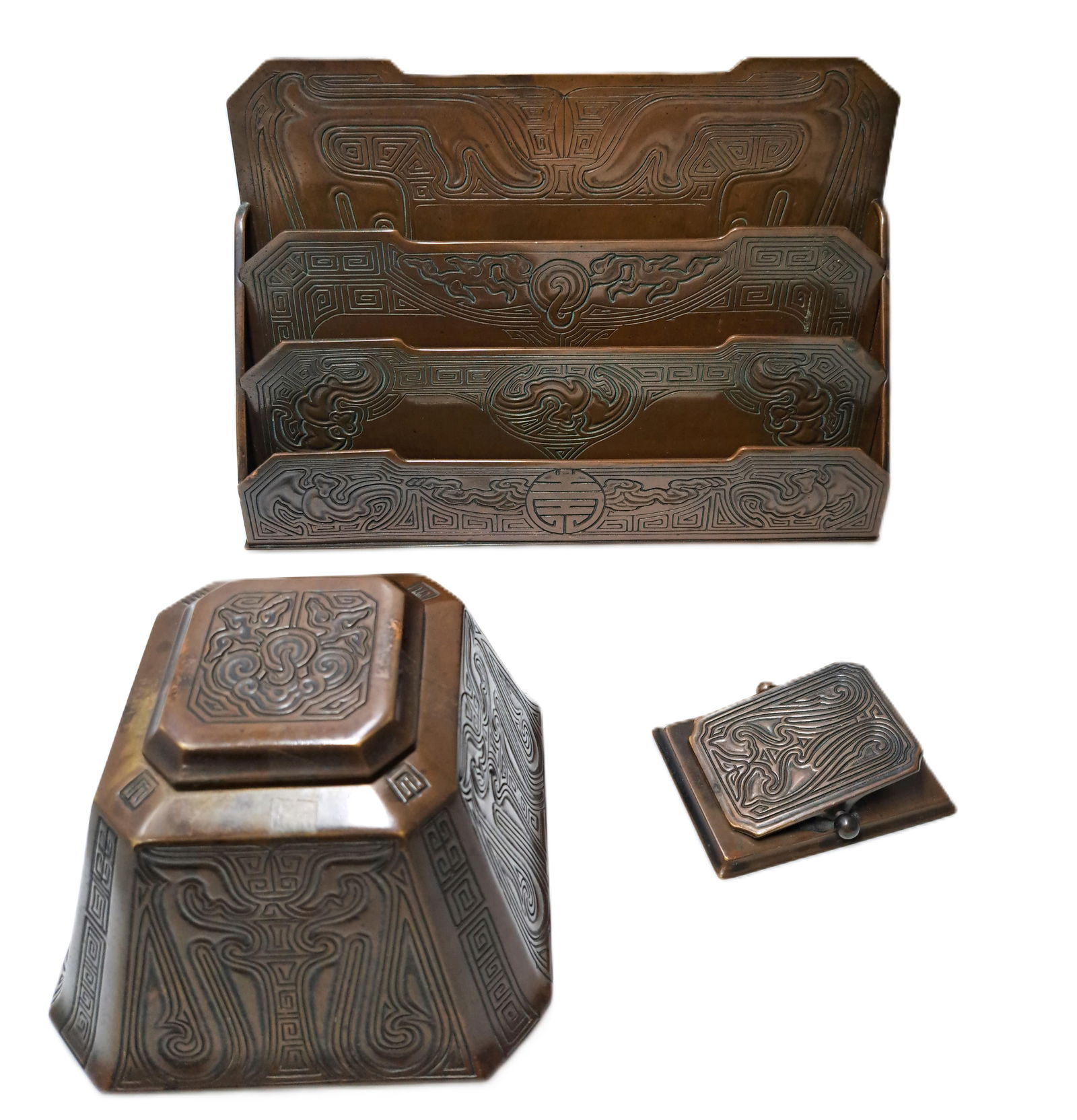 Vintage Tiffany Studios NY Stamped 1762 1753 1756 Chinese Bronze Desk Set: Described By: Rachel CNX 0361 1050 Title: Vintage Tiffany Studios NY Stamped 1762 1753 1756 1751 Chinese Bronze Desk Set Description: This set includes 2 blotter ends, a bill clip, a large in