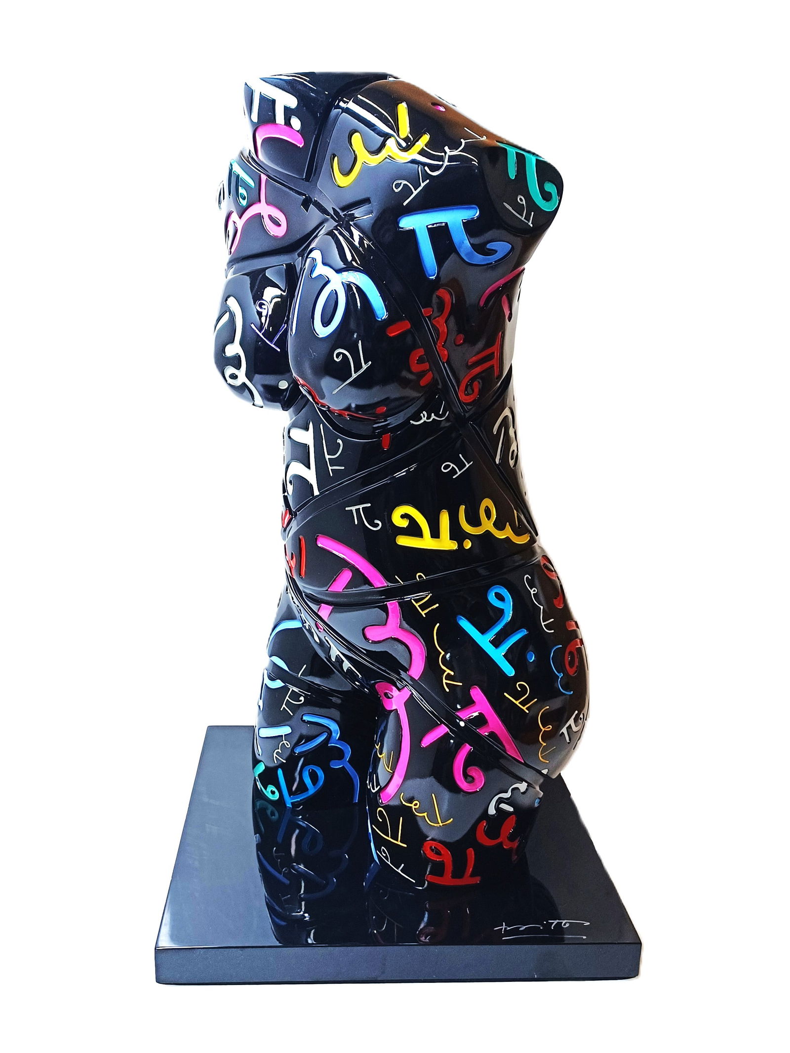 Romero Britto Female Torso Resin Sculpture Classic Brittos Black Signed 23/100 Included COA: Described By:Rafe CNX 0396 1256 Title:Romero Britto Female Torso Resin Sculpture Classic Brittos Black Signed 23/100 Included COA Description: Romero Britto Female Torso Resin Sculpture Classic Britto