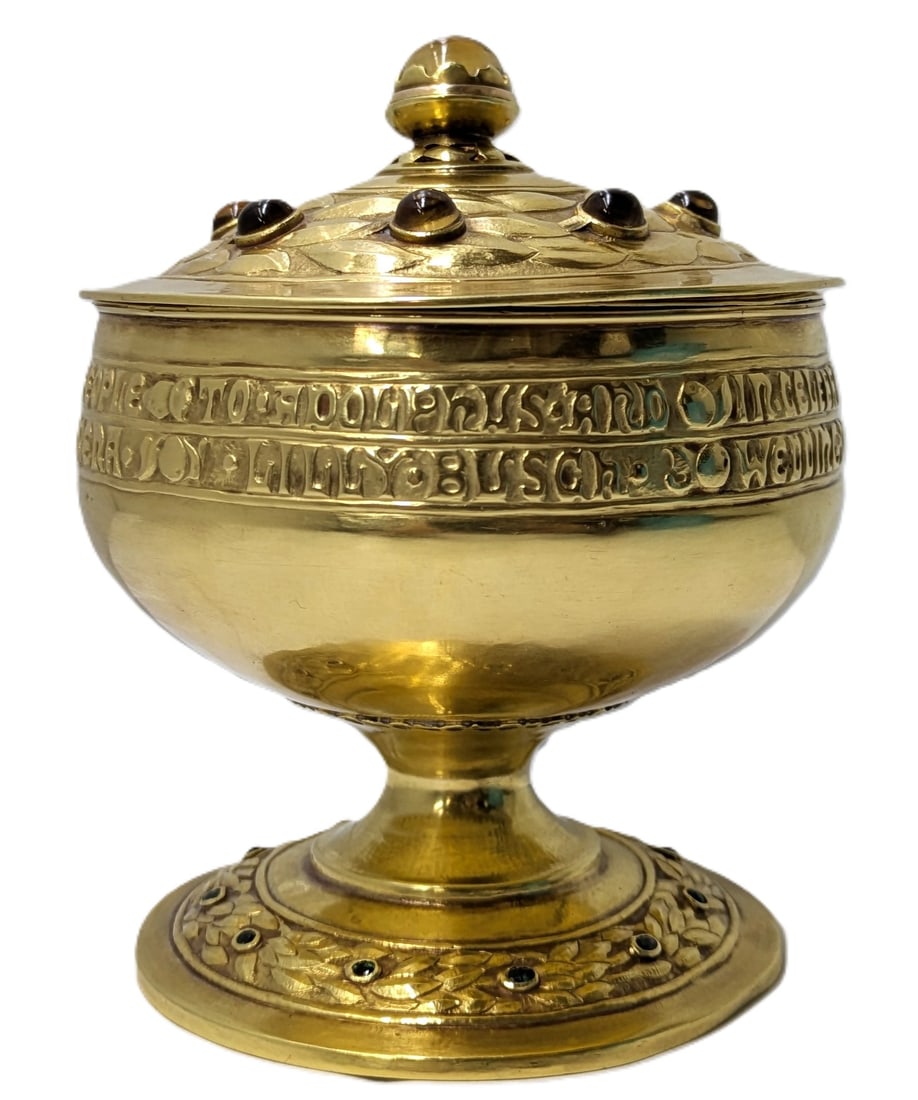 Important Douglas Donaldson Jewel Gold Arts Crafts Covered Cup Challis for August Bush Wedding 1911: Described by:AF HFA 69875 NOMEDD Title:Important Douglas Donaldson Jewel Gold Arts Crafts Covered Cup Challis for August Bush Wedding 1911 Description: Important Douglas Donaldson Jewel Gold Arts Craf