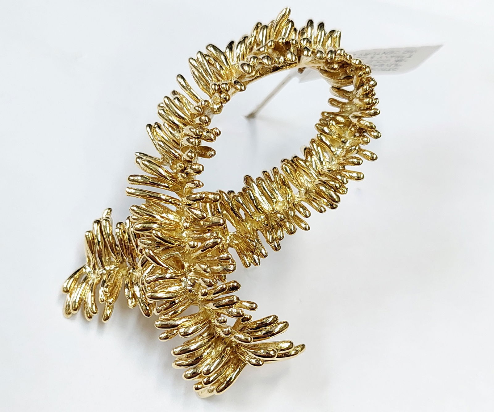 Awesome Midcentury Tiffany 18k Gold Signed Large Ribbon Brooch 40 grams - 2