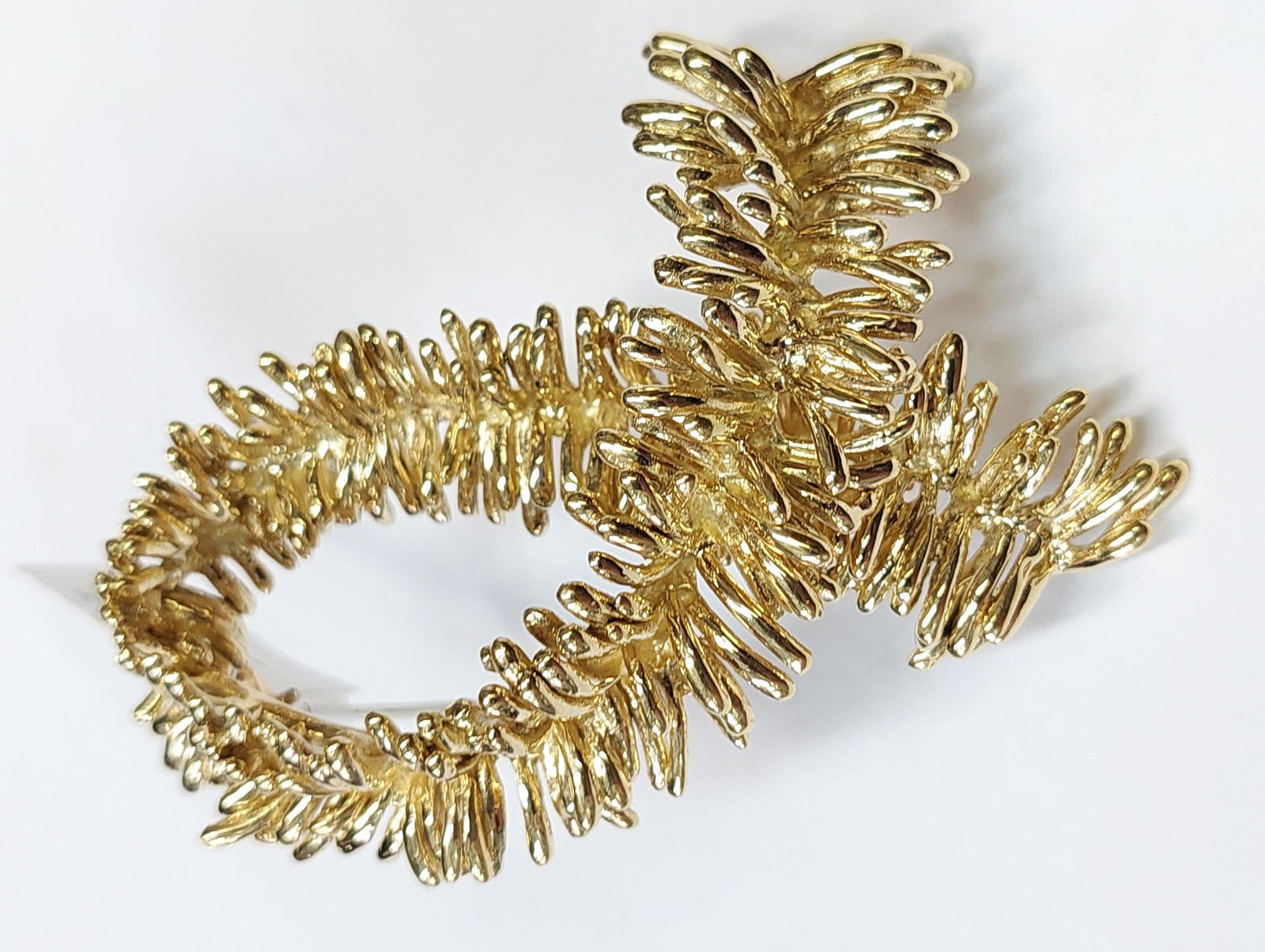 Awesome Midcentury Tiffany 18k Gold Signed Large Ribbon Brooch 40 grams - 3