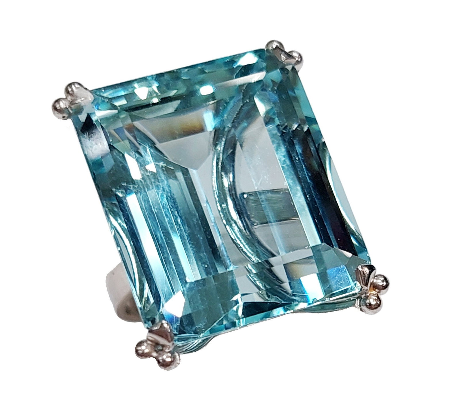 Massive 60ct+ Deep Blue Aquamarine 18k White Gold Ladies 1950s Solitaire Statement Ring: HFA DT72896 Described By: Chris AJP GIA NODDD Title: Massive 60ct+ Deep Blue Aquamarine 18k White Gold Ladies 1950s Solitaire Statement Ring Description: I don't know how often you will ever come acro