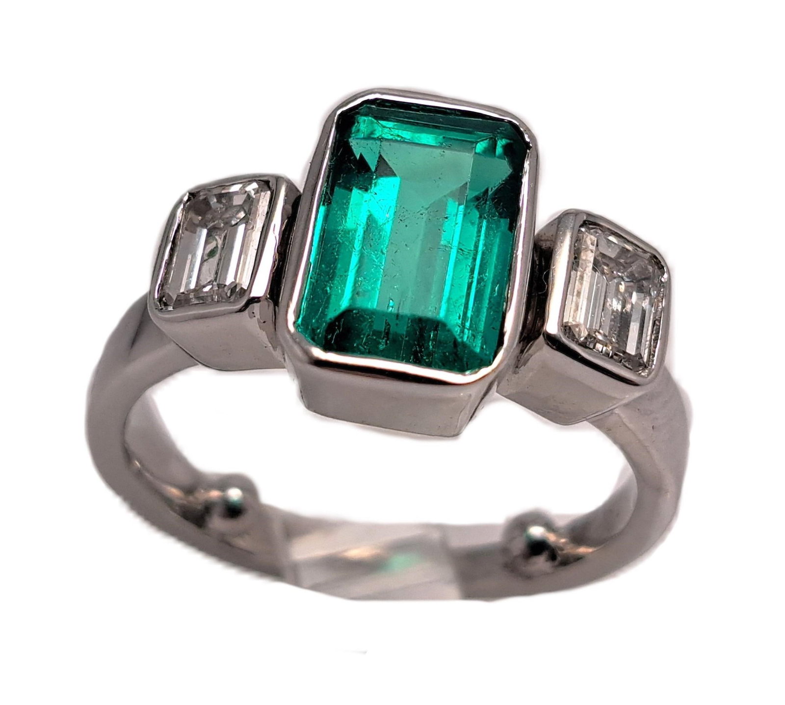 Breathtaking GIA No Treatment Natural Colombian Emerald Fine Diamond 18k White Gold Ring: CNX 0470 1523 RM Breathtaking GIA No Treatment Natural Colombian Emerald Fine Diamond 18k White Gold Described & Photographed By: Rachel NFGEDD Title: Breathtaking GIA No Tre