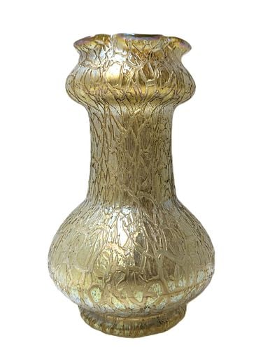Loetz 1907 Mimosa Candia Iridescent Craquelure PN II-5843 Art Nouveau Bulbous Art Glass Vase (1 of 7)