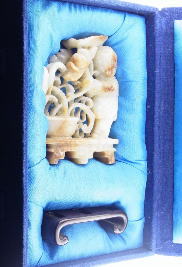 Antique Chinese Carved Brown and White Jade Figure Boy: Antique Chinese Carved Brown and White Jade Figure Boy and Flower Old Christie’s Provenance Ming Dynasty 14th to 17th Century with Fitted Box From RJP Collection We are Dispersing Collector Inventor