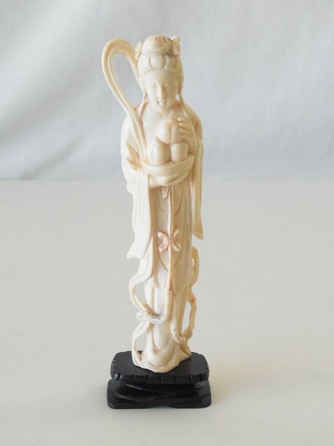 Antique Faded Polychrome Inked Carved Chinese Ivory Oki: Antique Faded Polychrome Inked Carved Chinese Ivory Okimono Daoist Taoist Goddess Deity XI Wangmu His Wang Mu Queen Mother of the West Statue. Dates back at least to the 1800s. Chi’ing Dynasty carve
