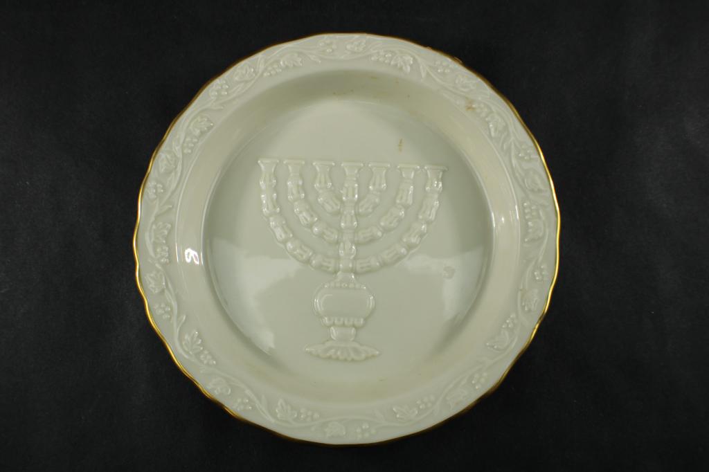 Lenox Embossed Menorah Porcelain Plate (1 of 9)