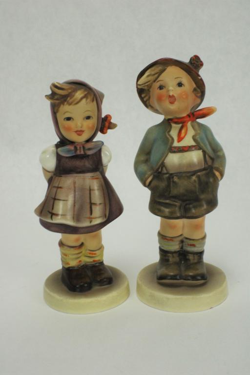 HUMMEL "Brother" & Which Hand" Figurines 91 & 258: Brother is stamped "95" on bottom & "MJ Hummel" on back. Measures approximately 2 1/8 inches x 5 1/4 inches tall. Couple of small chips on bottom rim (less than 5mm). Which Hand is stamped "258" on bo