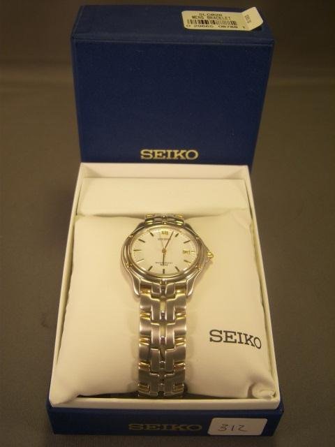 SLC028 Seiko Le Grand Sport Men's two-tone bracell: SLC028 Seiko Le Grand Sport Men's two-tone bracelet with white dial - New in Box w/ warranty - Suggested Retail Price$300.00