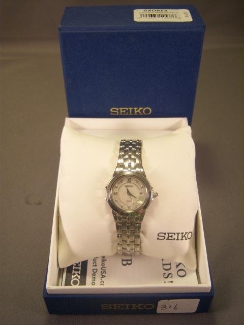 Seiko Women's SXDA53 Le Grand Sport Diamond Watch: Seiko Women's SXDA53 Le Grand Sport Diamond Watch - New in Box - Suggested Retail Price$375.00