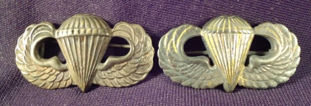 2 US WWII Army Paratrooper Jump Qualification Wing: 2 US World War II Army Paratrooper Jump Qualification Wings. The first one is marked SS Ltd B'. It has a thin horizontal English pin back. The second one is marked 'Sterling'. It has a thin horizontal