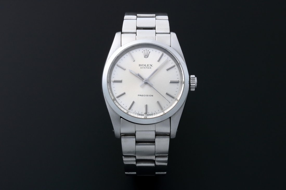 Rolex Oyster Precision Watch 6426 Vintage: Brand: RolexModel: Oyster PrecisionReference: #6426Diameter: 34mmDial Color: SilverCase Material: Stainless steelBezel Material: Stainless steelCase Back: SolidMovement: Manual windFunctions: Hours, m