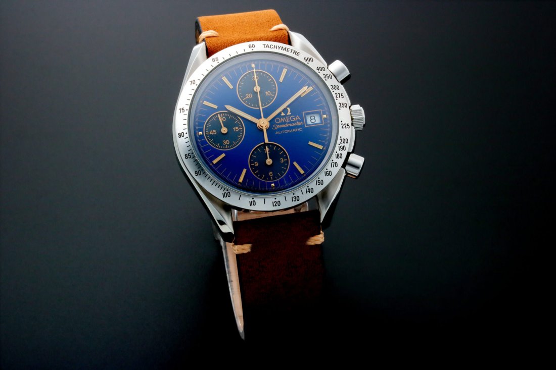 Omega Speedmaster Date 3511.81 Watch Rare Unusual: Brand: Omega Model: Speedmaster Special Edition Japanese Market Reference: #3511.81.00 or #3511.81 or #3511-81-00 or #3511-81 or #35118100 or #351181 Diameter: 38mm Dial Color: C