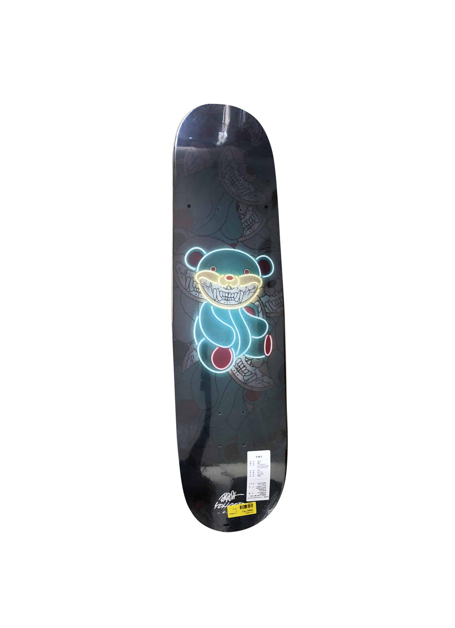 Ron English Teddy Grin Skateboard Skate Deck: Artist: Ron English Title: Teddy Grin Medium: Skateboard Collaboration: Apportfolio Edition: 2018 Provenance: Private collection Condition Report: Never been displayed. Orig