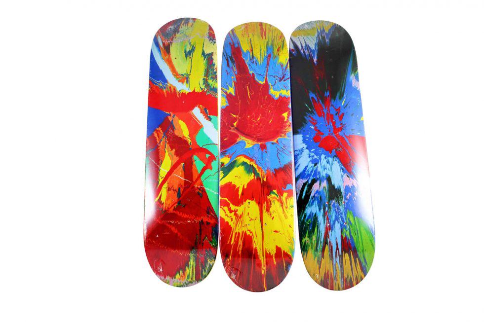 Damien hirst cheap supreme skateboard
