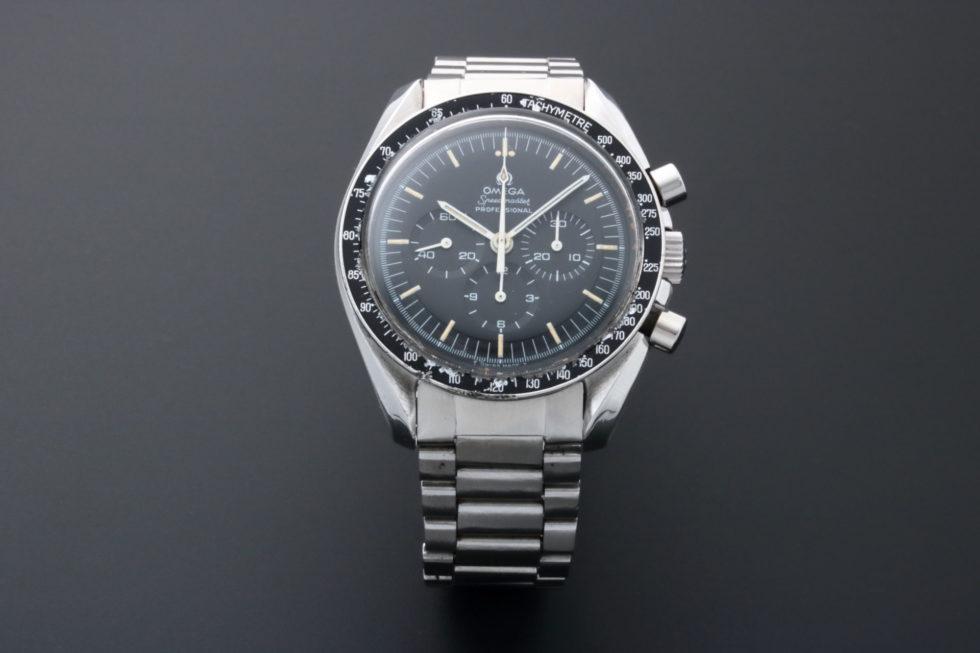 Omega Speedmaster Professional Moonwatch 145.022 ST 71: Brand: Omega Model: Speedmaster Professional Moonwatch Reference: #145.022ST71 or #145.022-ST71 or #145.022 ST 71 or #145.022 ST71 Diameter: 42mm Dial Color: Black with 3 sub-dials, the word Spee